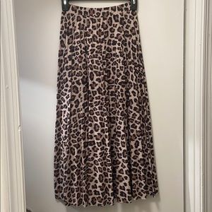 Animal print pleated midi skirt